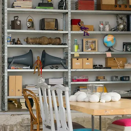 Artists Loft 4 Persons