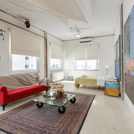 Artists Loft 4 Persons * 塞萨洛尼基